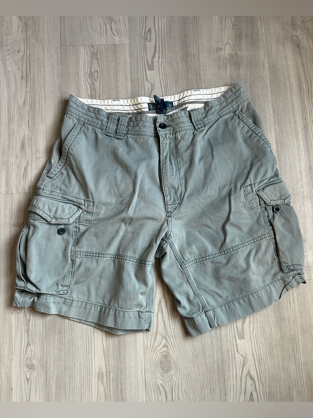 Ralph Lauren Men's Cargo Shorts in Sage Green